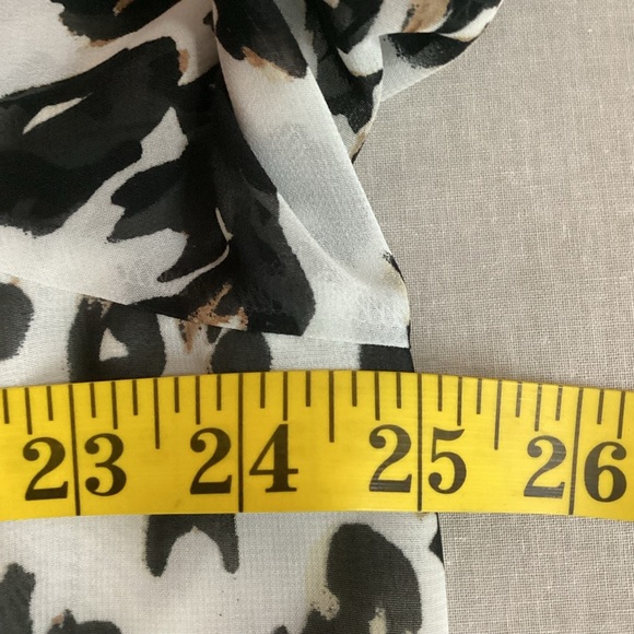 Cato Black and White Animal Print Blouse, Plus Size 2X (18/20) - Picture 7 of 10